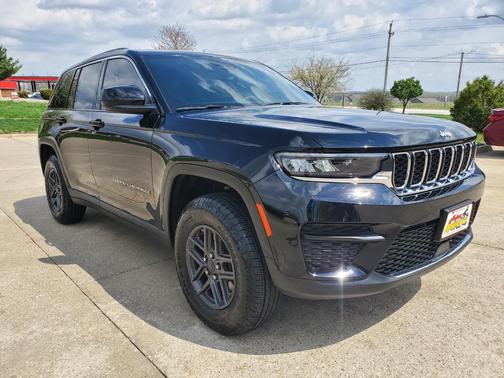 Black 2025 Jeep Grand Cherokee Laredo