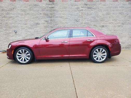 2018 Chrysler 300 Limited