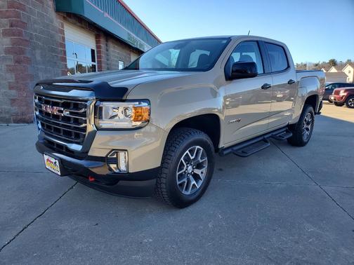 2022 GMC Canyon AT4 w/Leather