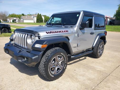 Silver 2019 Jeep Wrangler Sport S