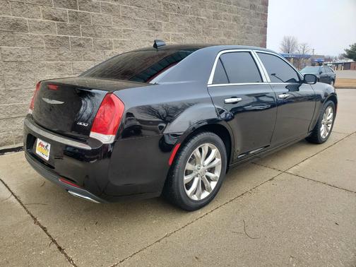 2015 Chrysler 300 Limited