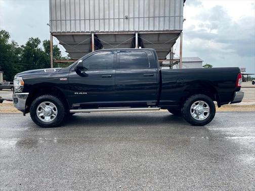 2019 RAM 2500 Tradesman Crew Cab 4x4 6'4' Box