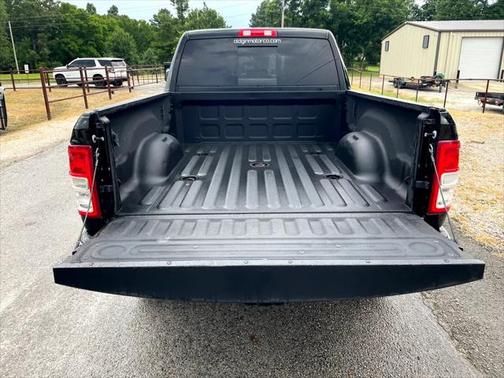 2019 RAM 2500 Tradesman Crew Cab 4x4 6'4' Box