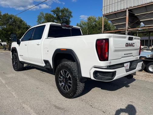 2022 GMC Sierra 2500 AT4