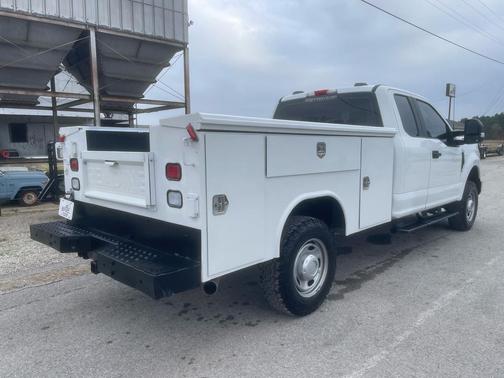 2022 Ford F-250 XL