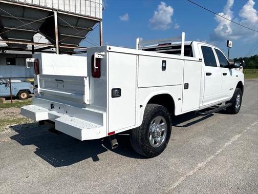 2022 RAM 3500 Tradesman Crew Cab 4x4 8' Box