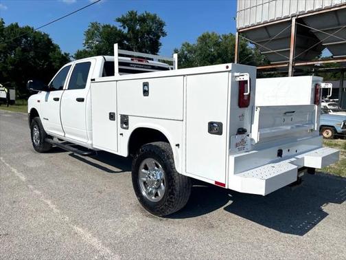 2022 RAM 3500 Tradesman Crew Cab 4x4 8' Box