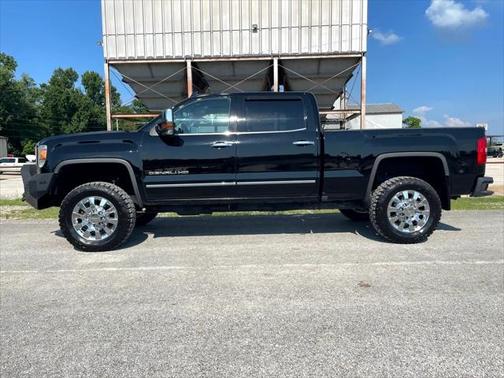 2016 GMC Sierra 2500 Denali
