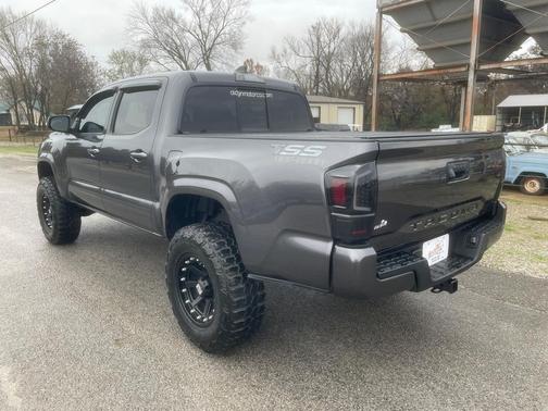 2020 Toyota Tacoma SR