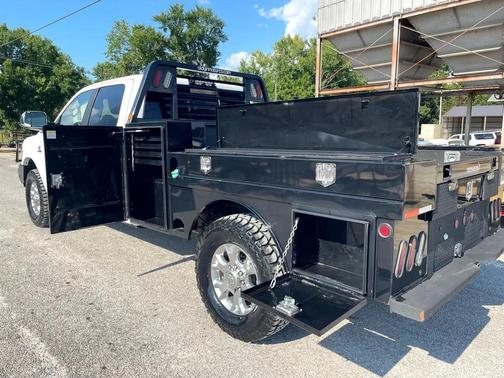 2020 RAM 2500 Laramie Crew Cab 4X4 8' Box