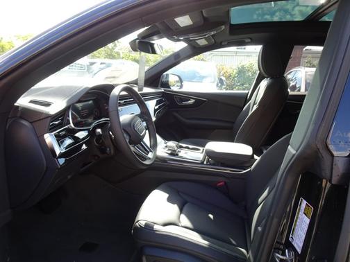 2026 Audi Q8 Premium Plus