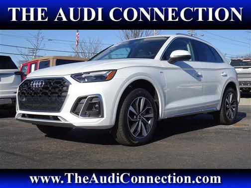 2024 Audi Q5 S line Premium Plus
