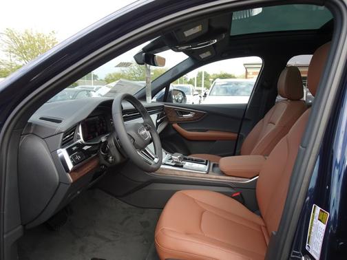 2026 Audi Q7 Premium Plus