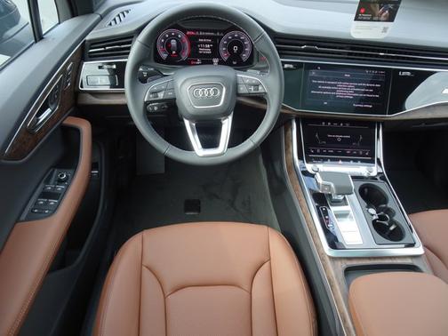 2026 Audi Q7 Premium Plus