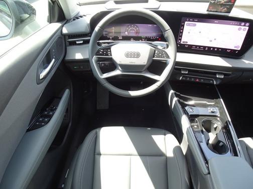 Daytona Gray Pearl Effect 2026 Audi Q3 S line