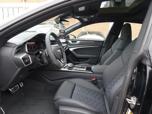 2025 Audi RS 7 performance