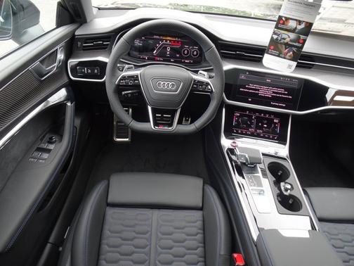2025 Audi RS 7 performance