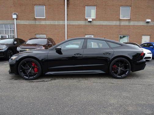 2025 Audi RS 7 performance