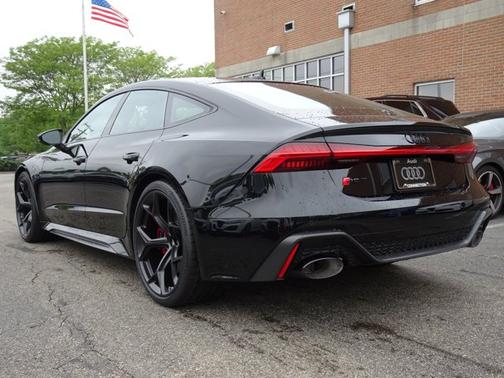 2025 Audi RS 7 performance