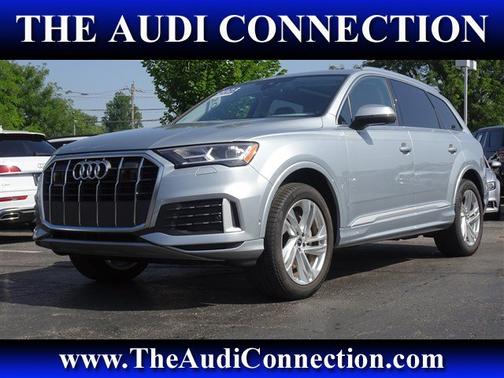 Satellite Silver Metallic 2023 Audi Q7 Premium