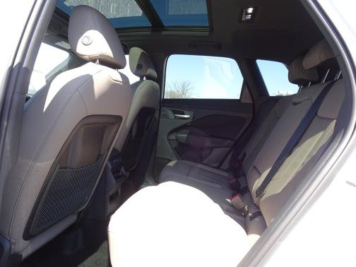 Arkona White 2026 Audi Q3 S line