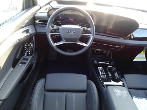2025 Audi Q6 e-tron Premium Plus