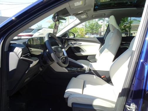 2025 Audi Q5 Prestige