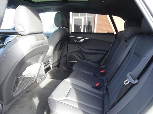 2026 Audi Q8 Premium Plus