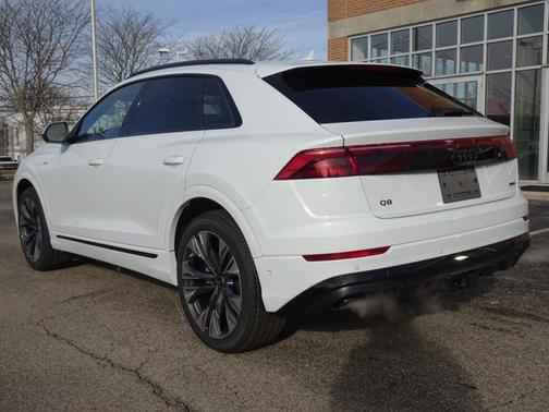 2026 Audi Q8 Premium Plus