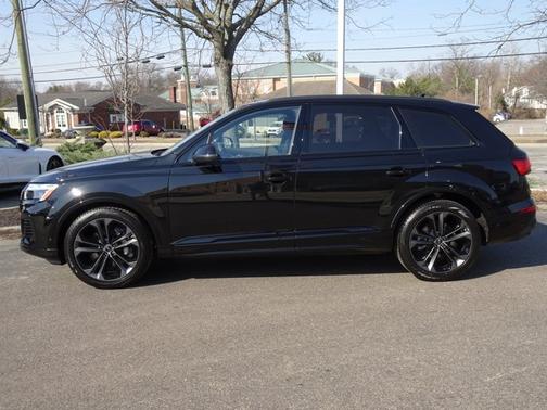 2025 Audi Q7 Prestige