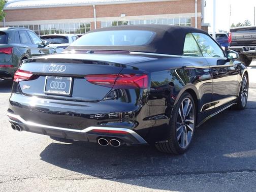 Mythos Black Metallic/Black Roof 2024 Audi S5 Prestige