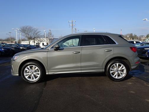 2025 Audi Q3 S line Premium Plus