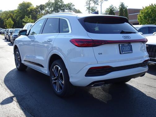 2025 Audi Q5 Premium