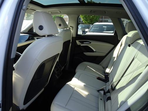 2025 Audi Q5 Premium