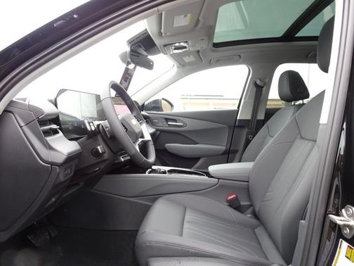 Mythos Black Metallic 2026 Audi Q3 S line