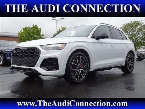 2025 Audi SQ5 Premium Plus
