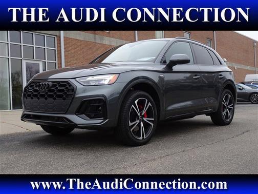 2025 Audi Q5 S line Premium Plus