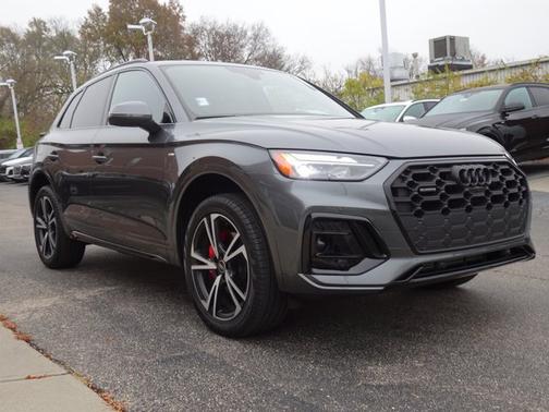 2025 Audi Q5 S line Premium Plus