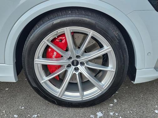 2024 Audi RS Q8 4DR QTRO 4.0 TFSI