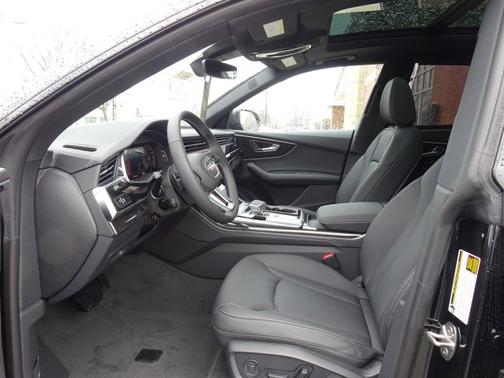2026 Audi Q8 Premium Plus