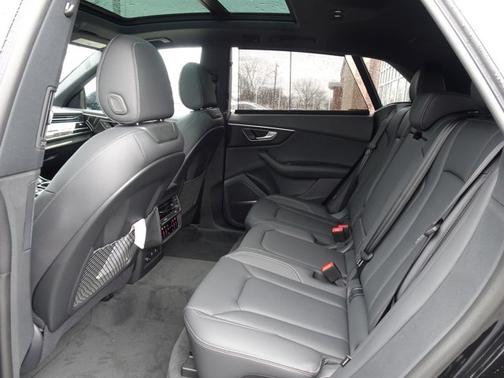2026 Audi Q8 Premium Plus