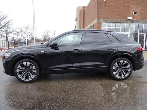 2026 Audi Q8 Premium Plus