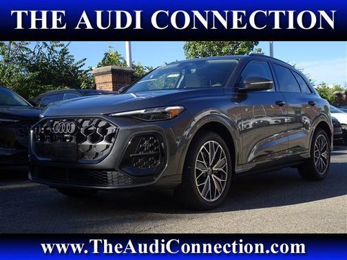 Daytona Gray Pearl Effect 2026 Audi Q5 Prestige