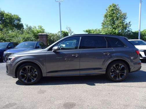 2025 Audi Q7 Prestige