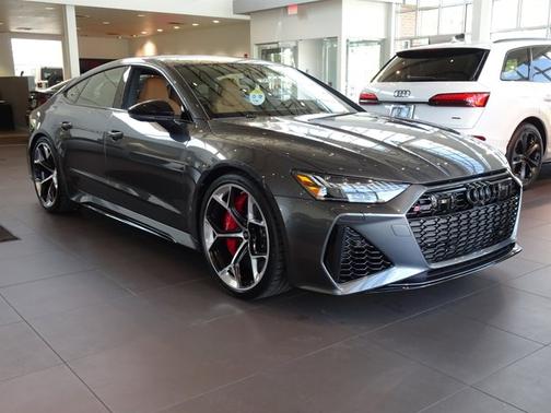 2025 Audi RS 7 performance