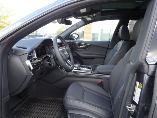 2026 Audi Q8 Premium Plus