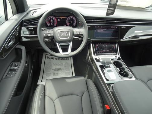 2025 Audi Q7 Prestige