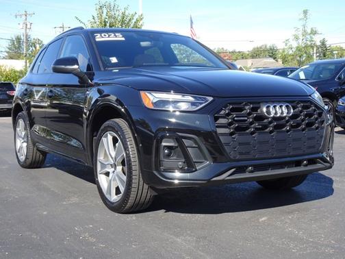 2025 Audi Q5 S line Premium