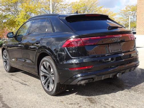 2026 Audi Q8 Premium Plus