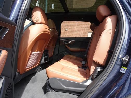2026 Audi Q7 Premium Plus